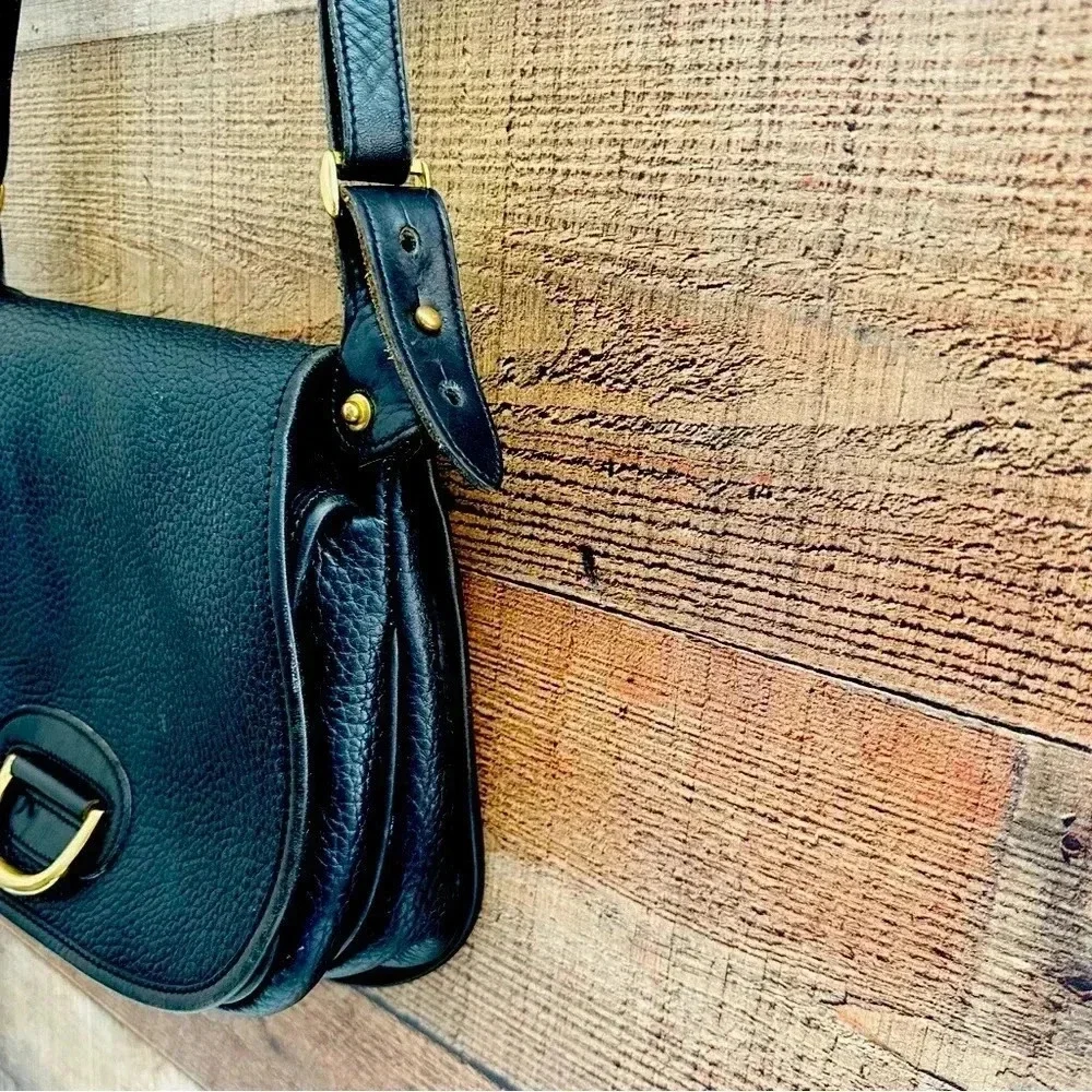 Rare Vintage Dooney & Bourke Leather Black Horseshoe Crossbody Bag